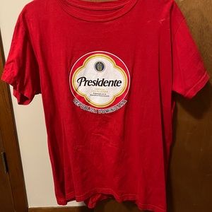 Dominican Republic T-shirt. Presidente beer logo. Size large